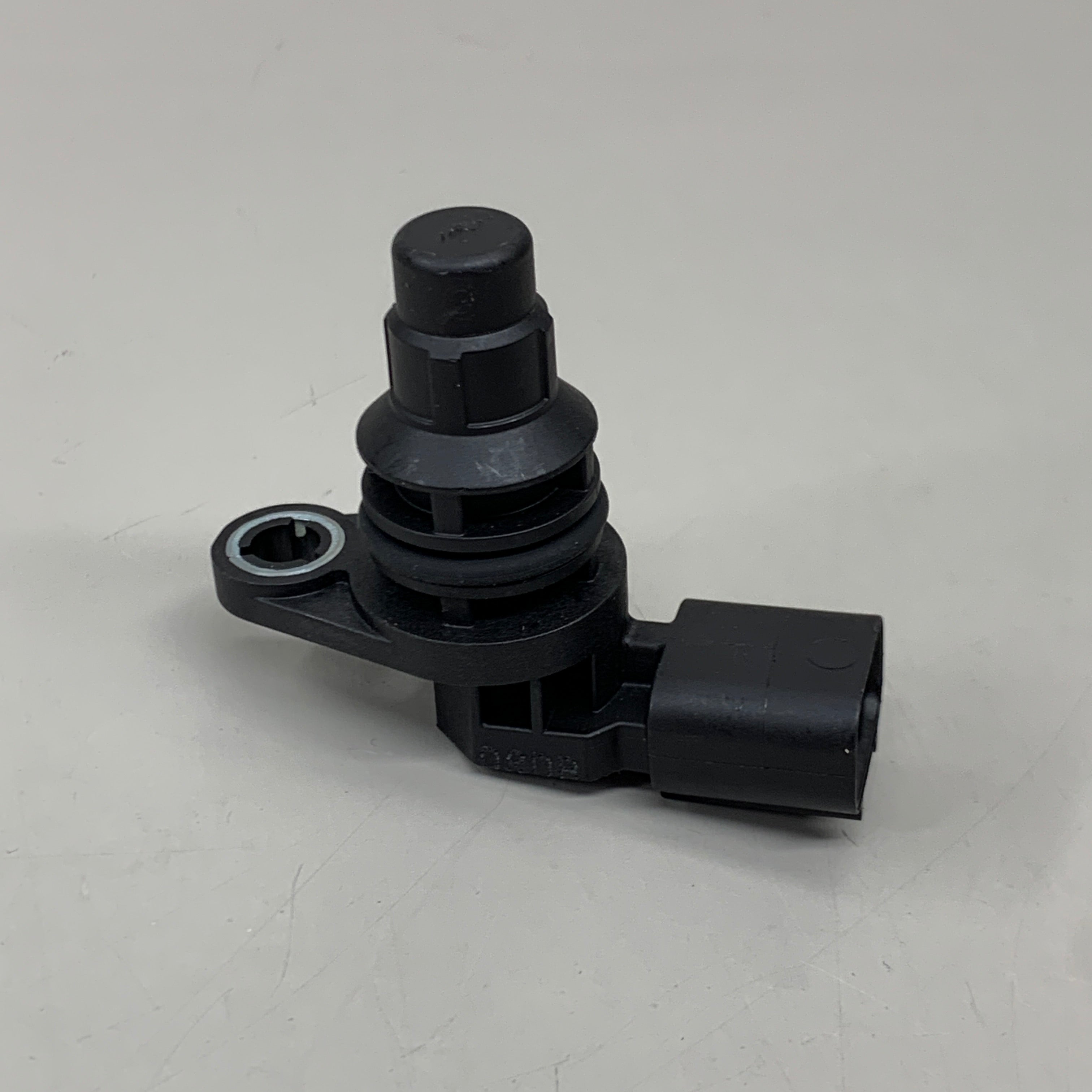 DENSO Engine Camshaft Position Sensor 196-6001