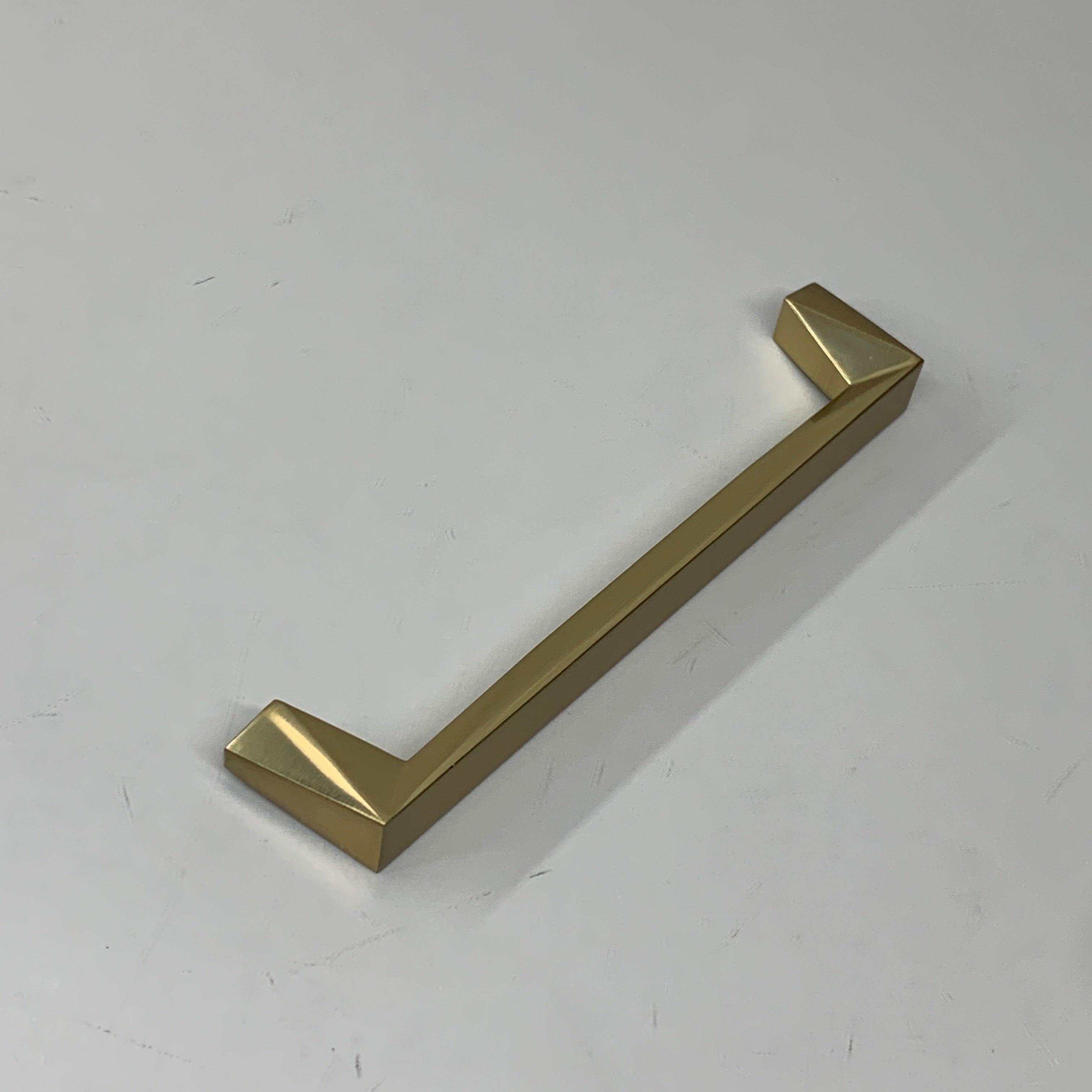 BERENSON 10 PACK!! Swagger Handle Pull Modern Brushed Gold 160mm 2365-1MDB-P