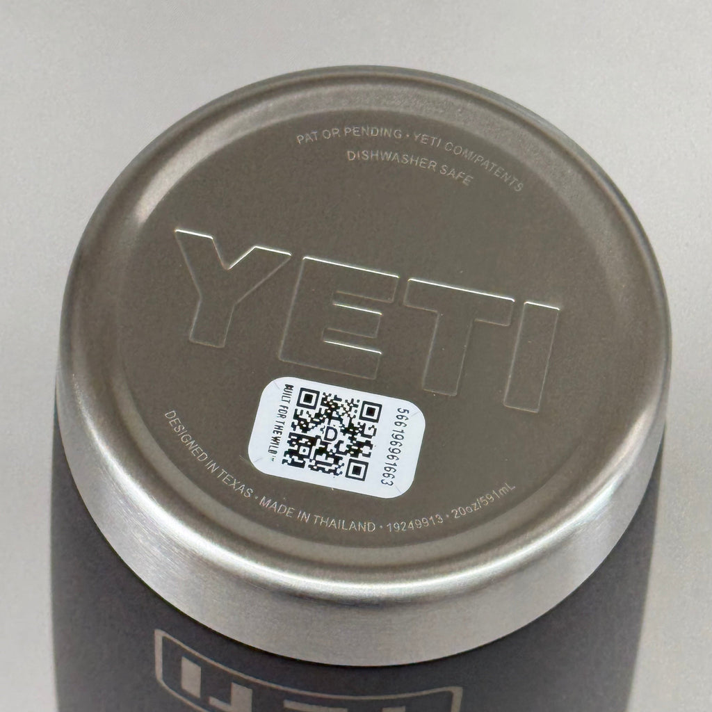 YETI Rambler 20 oz Stainless Steel Vacuum Insulated Tumbler w/MagSlider Lid