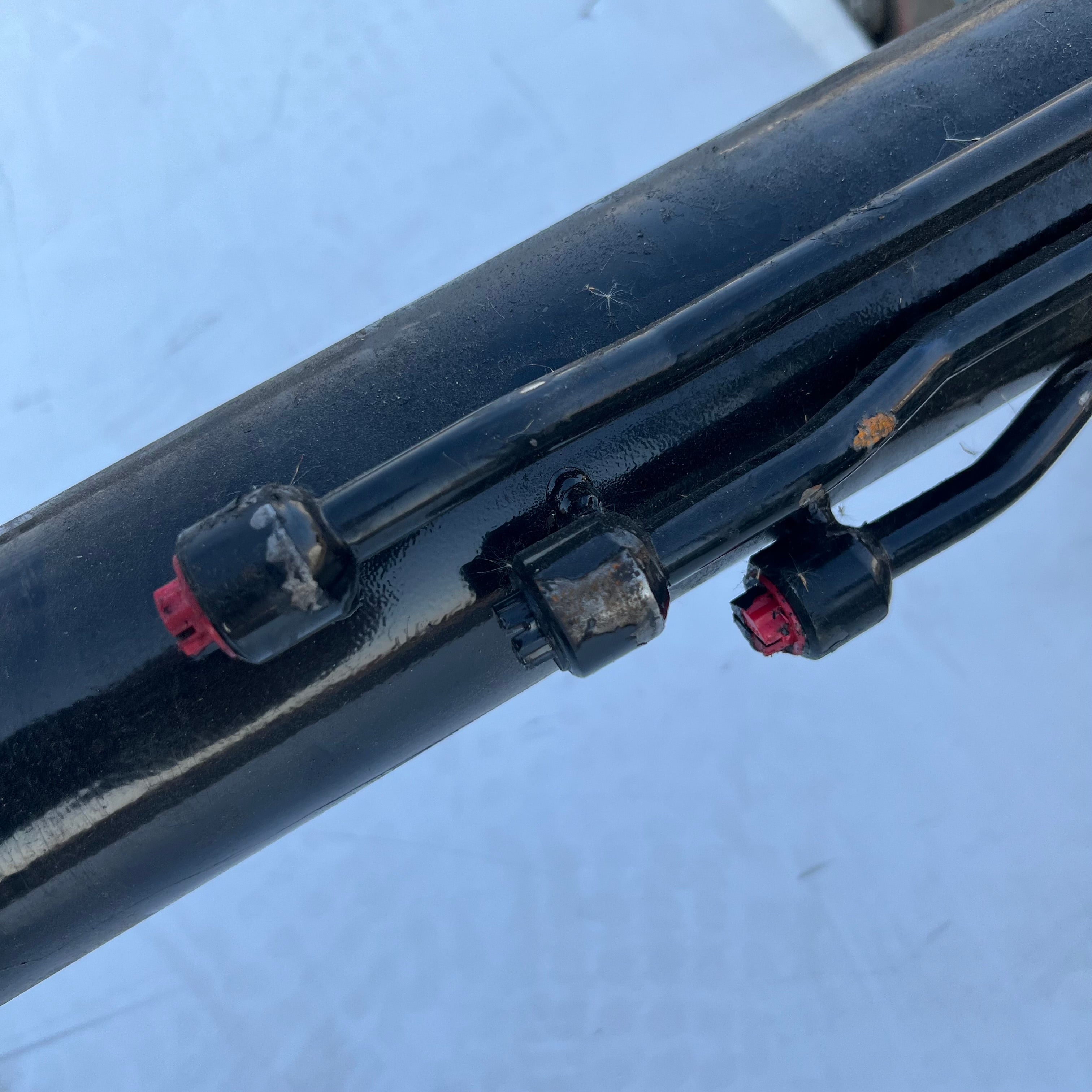 TIPTON Tilting Platform Hydraulic Cylinder Sz 131" L X 3" D Black Cosmetic Damage