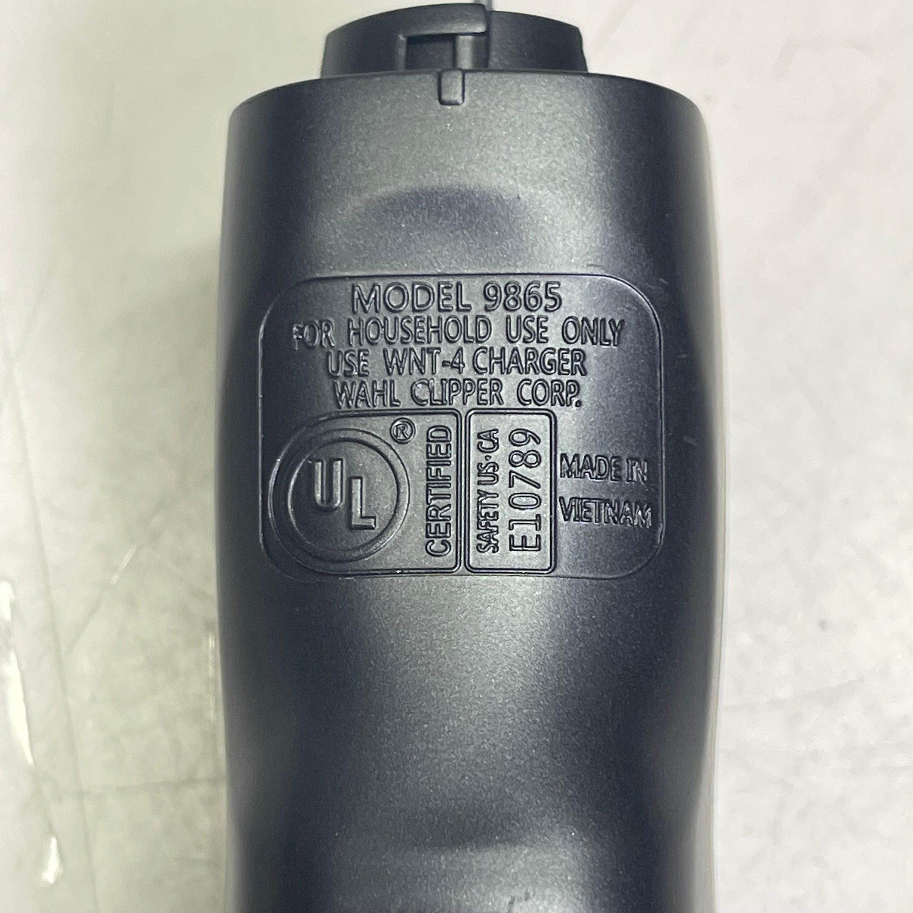 WAHL Groomsman Rechargeable Trimmer Precision Detailer Nose Eyebrow Neckline 3023284