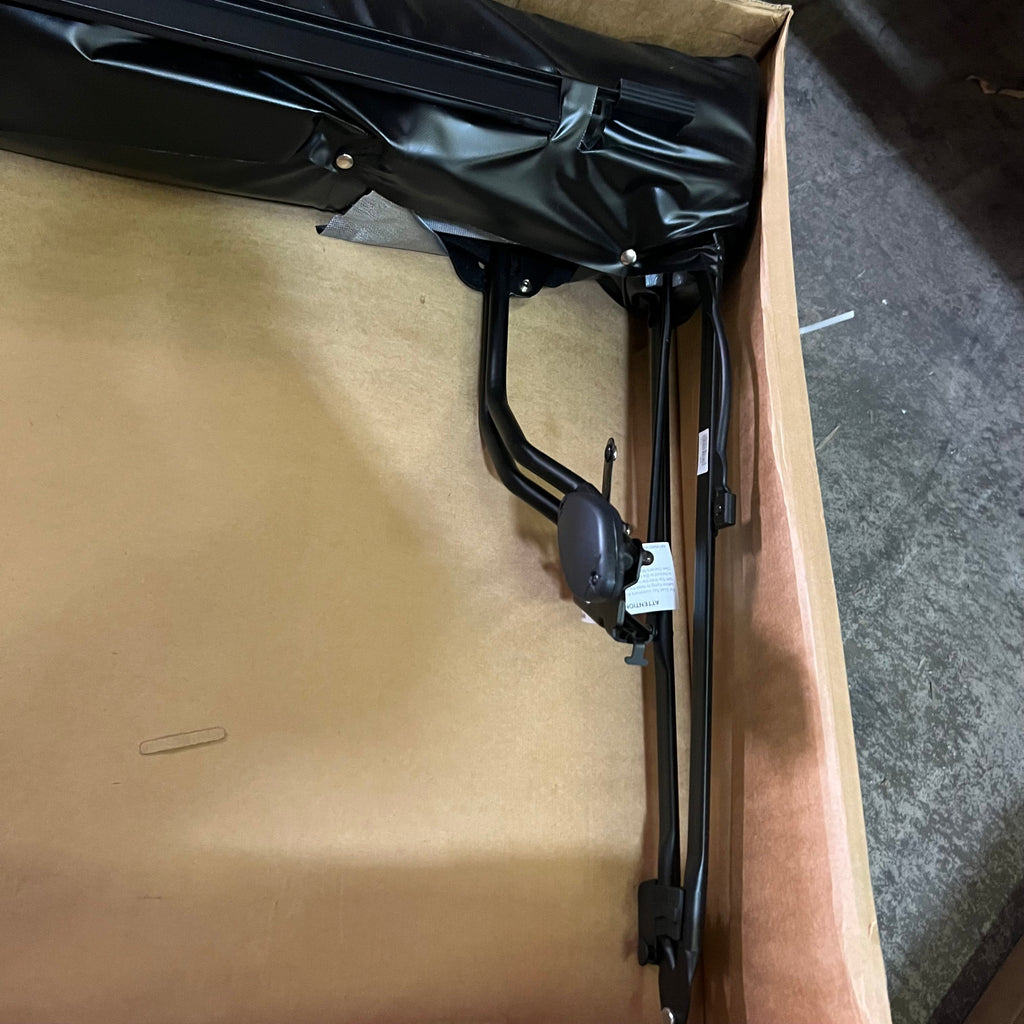 MOPAR Jeep Wrangler Soft Top Window Kit Sz 59" x 36" x 15" Black 82213651