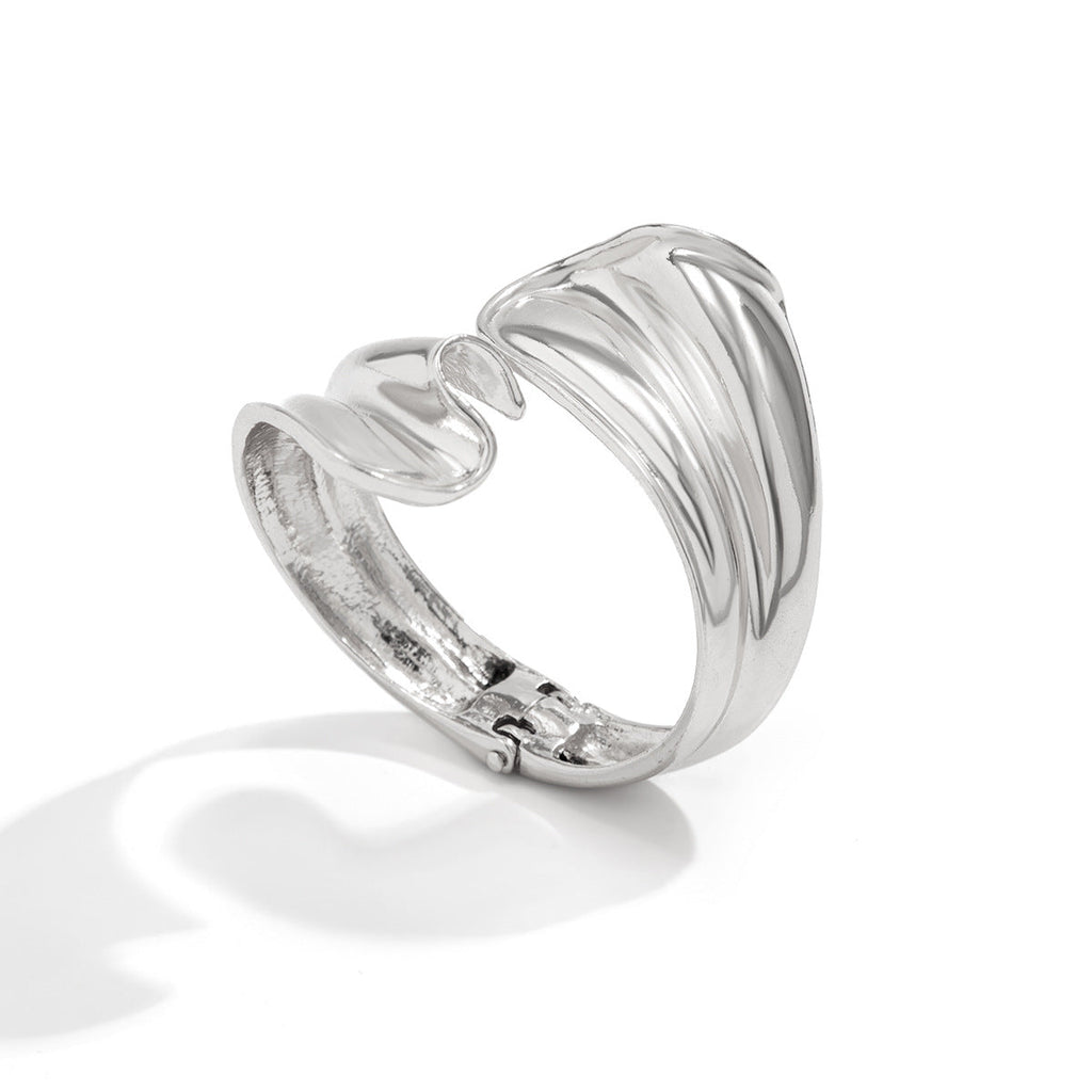 Punk style exaggerated irregular folds personalized winding fish tail bracelet Bracelet