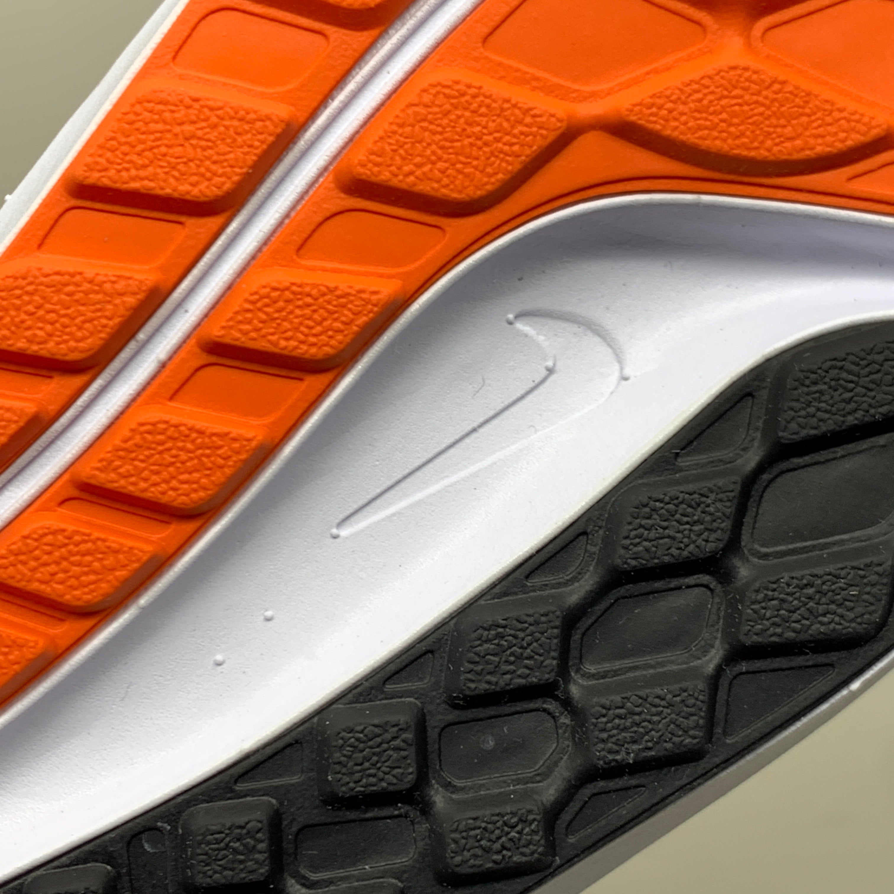 NIKE Zoom Pegasus 40 OK STATE Shoes White, Brilliant Orange & Black 12 W 10.5 M DZ5973-100
