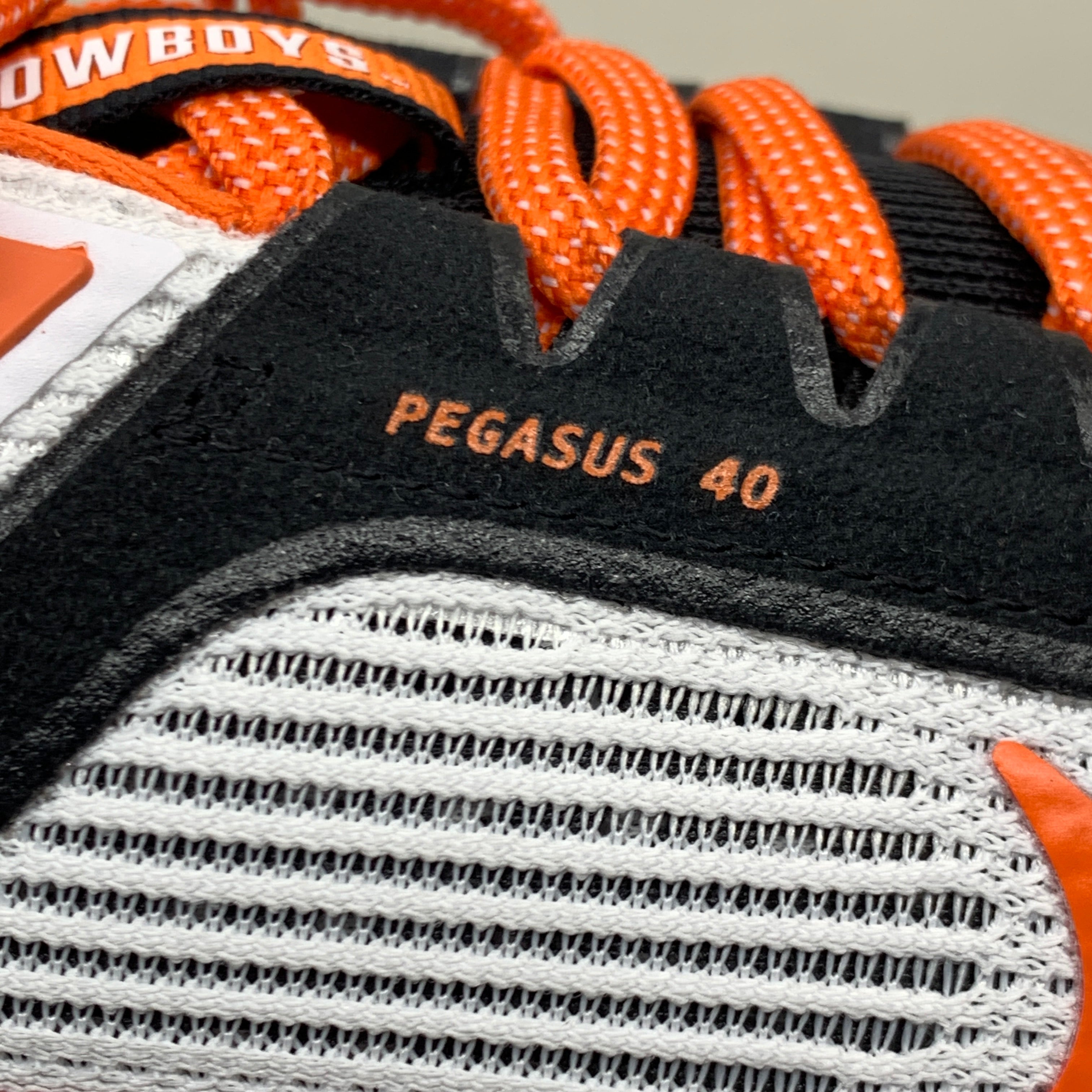 NIKE Zoom Pegasus Shoes 40 OK STATE White, Brilliant Orange & Black Men 10 & W 11.5 DZ5973-100