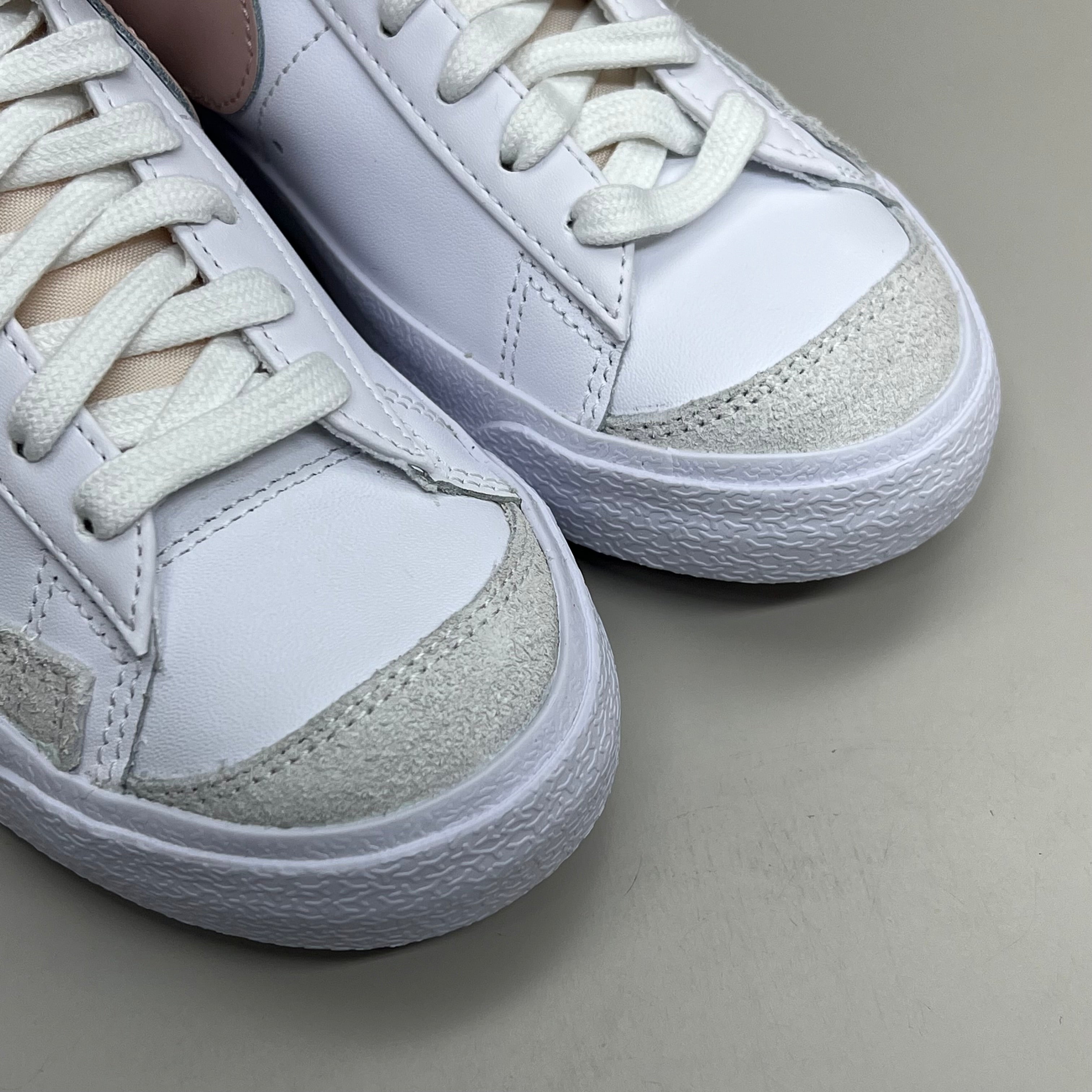 NIKE Blazer Mid '77 Retro Sneakers SZ Womens 12 Mens 10.5 White/Pink CZ1055 118