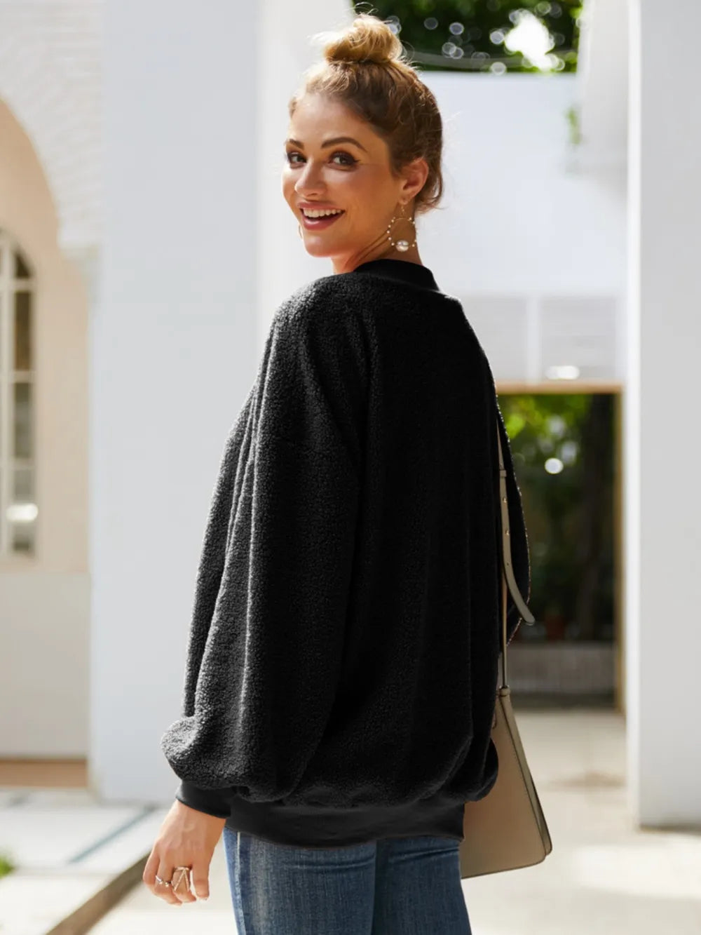 Casual round neck long sleeved velvet shirt women's top velvet shirt