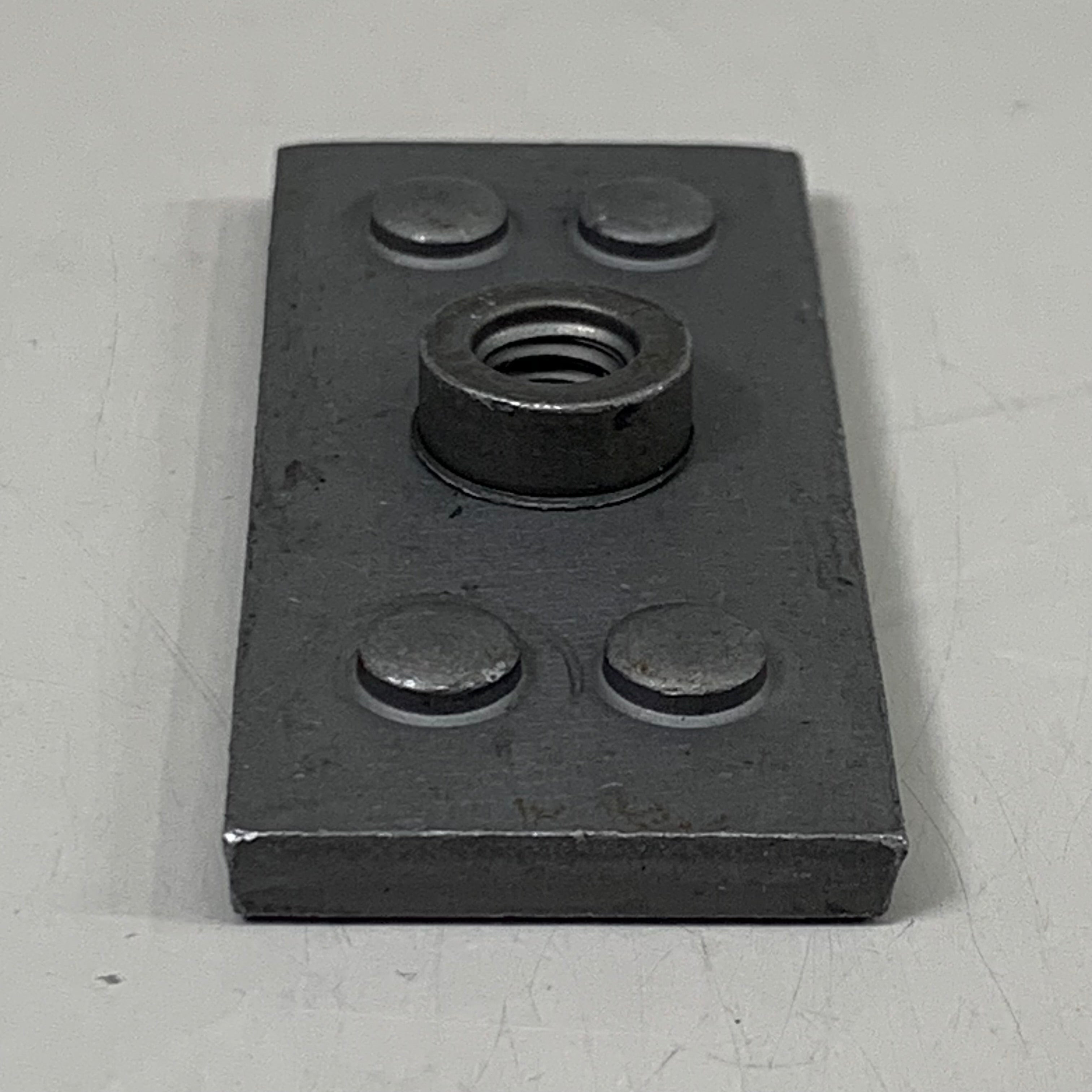 STAUFF (25 PACK) Single Welded Plate Twin Series 3D Carbon Steel Grey SP-3D-U-W2