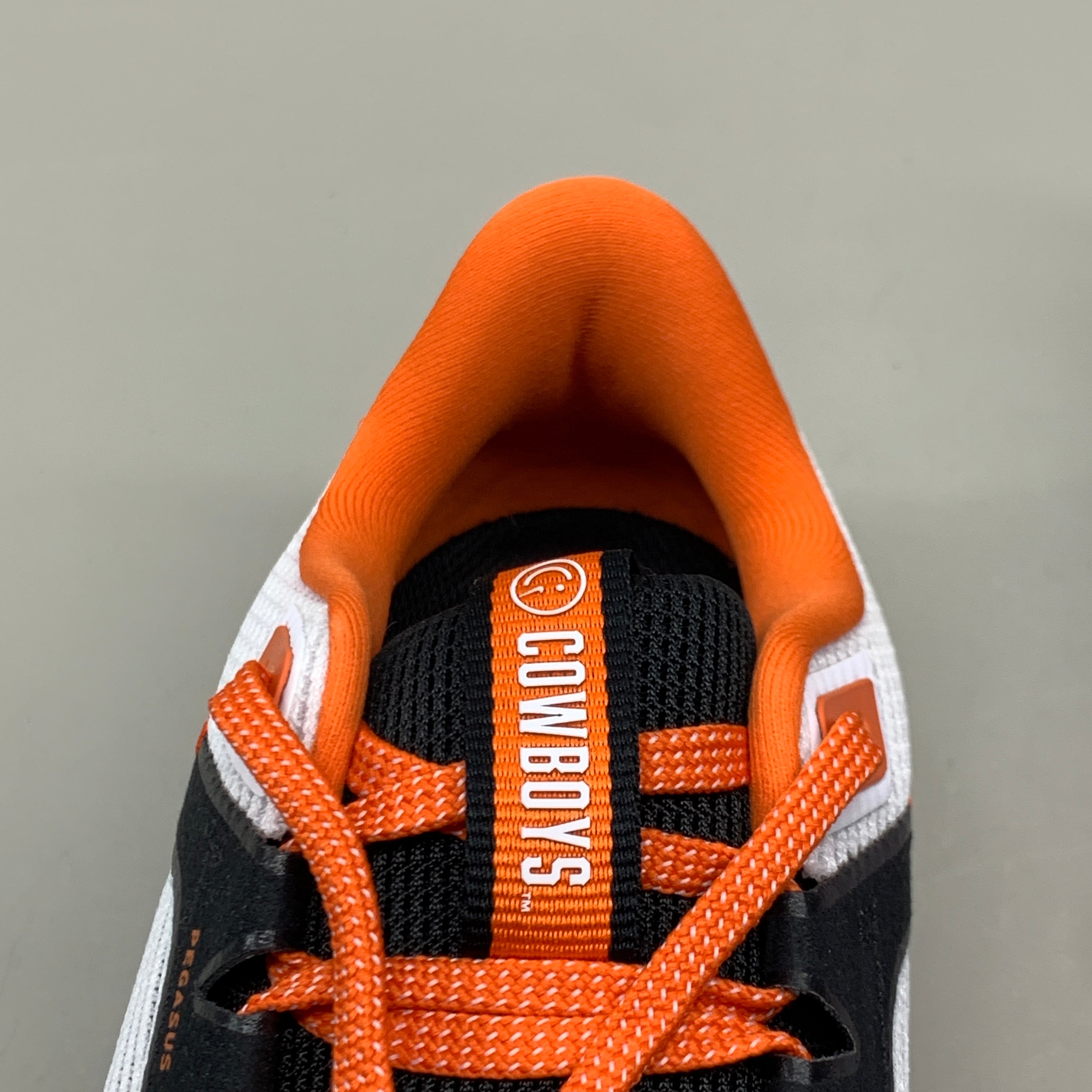 NIKE Zoom Pegasus Shoes 40 OK STATE White, Brilliant Orange & Black Men 10 & W 11.5 DZ5973-100