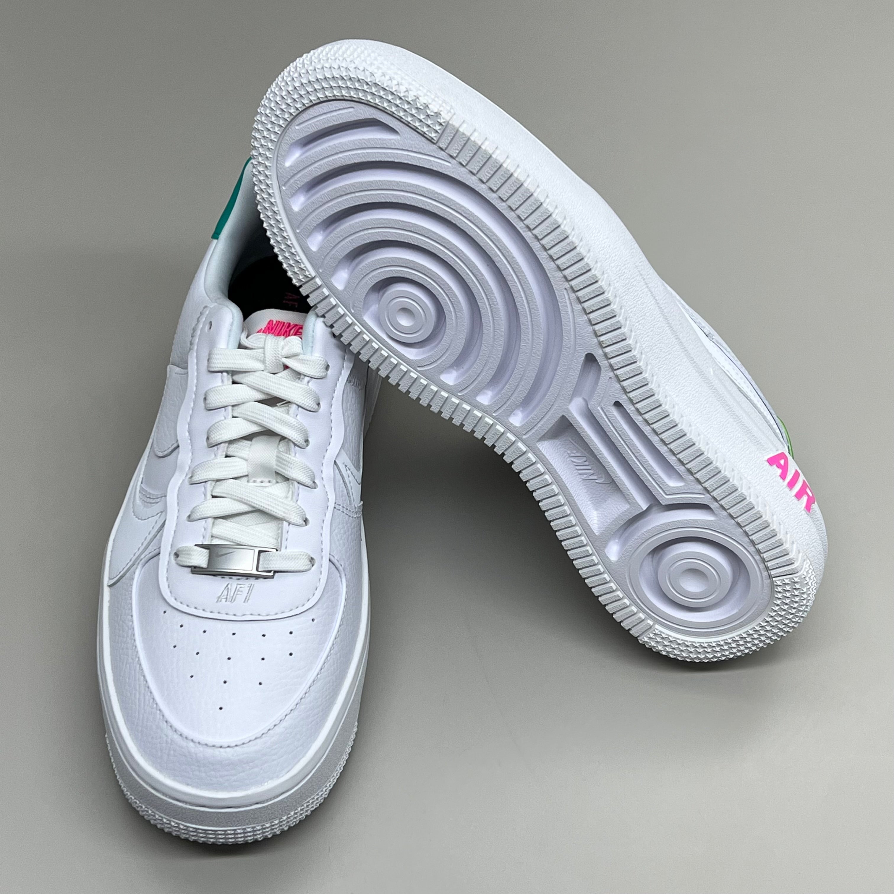 NIKE Air Force 1 PLT.AF.ORM Tapered Toe Shoes Sz Women's 8 White/Pink/Blue FN7180-100