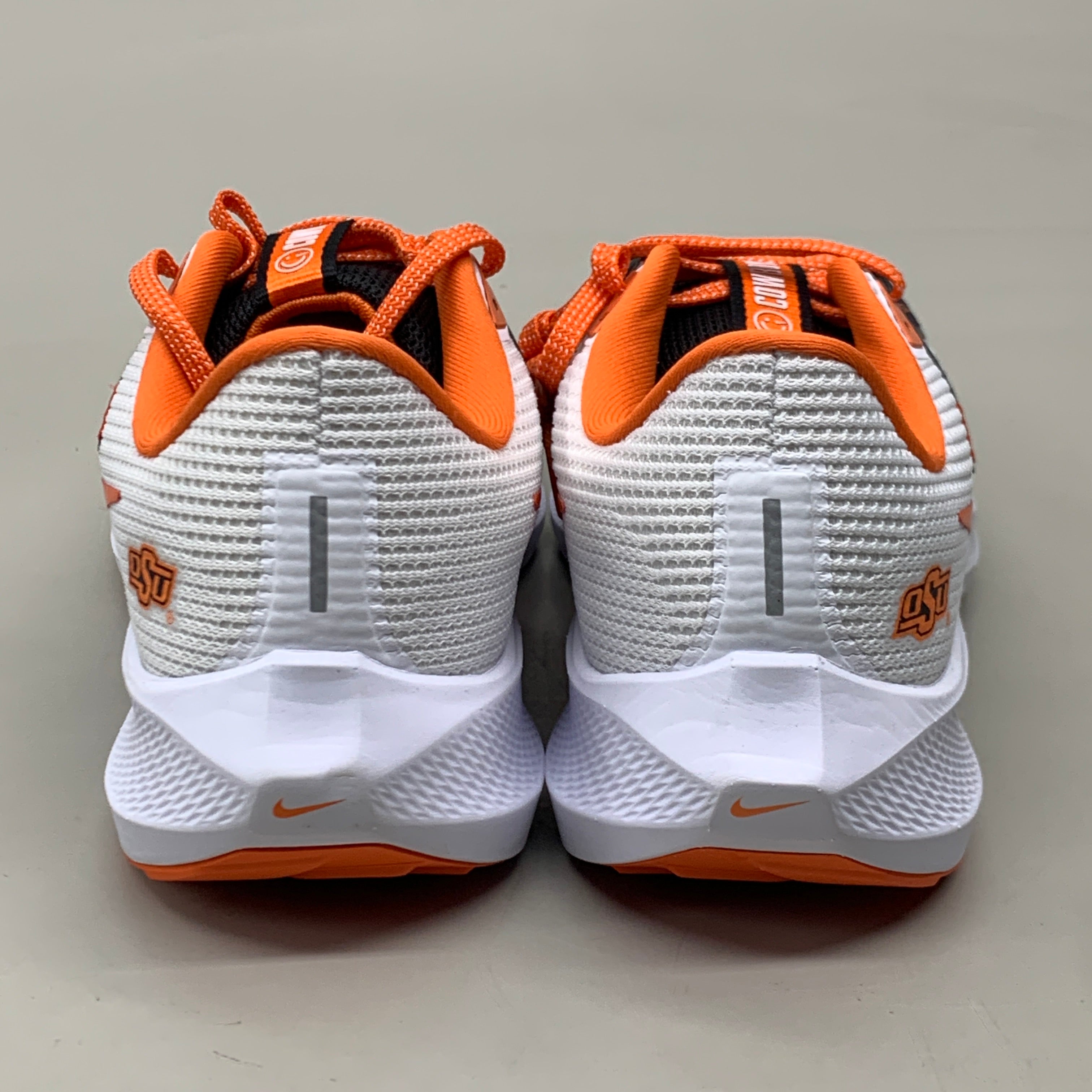 NIKE Zoom Pegasus 40 OK STATE White Shoes, Brilliant Orange & Black 11 W 9.5 M DZ5973-100
