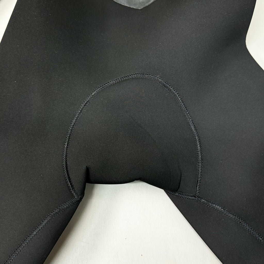 MYSTIC Majestic 2022 Fullsuit Back-zip Knitflex+ 4/3mm Sz XL Black 35000.220006