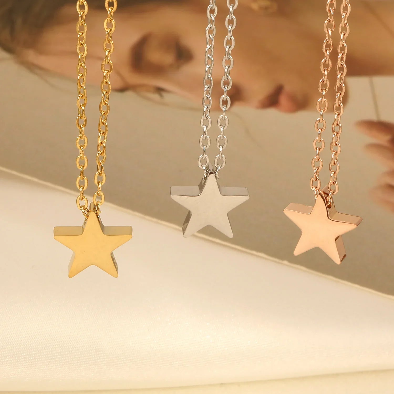 Star Pendant Necklace | Classic Tiny Star Choker for Women and Girls