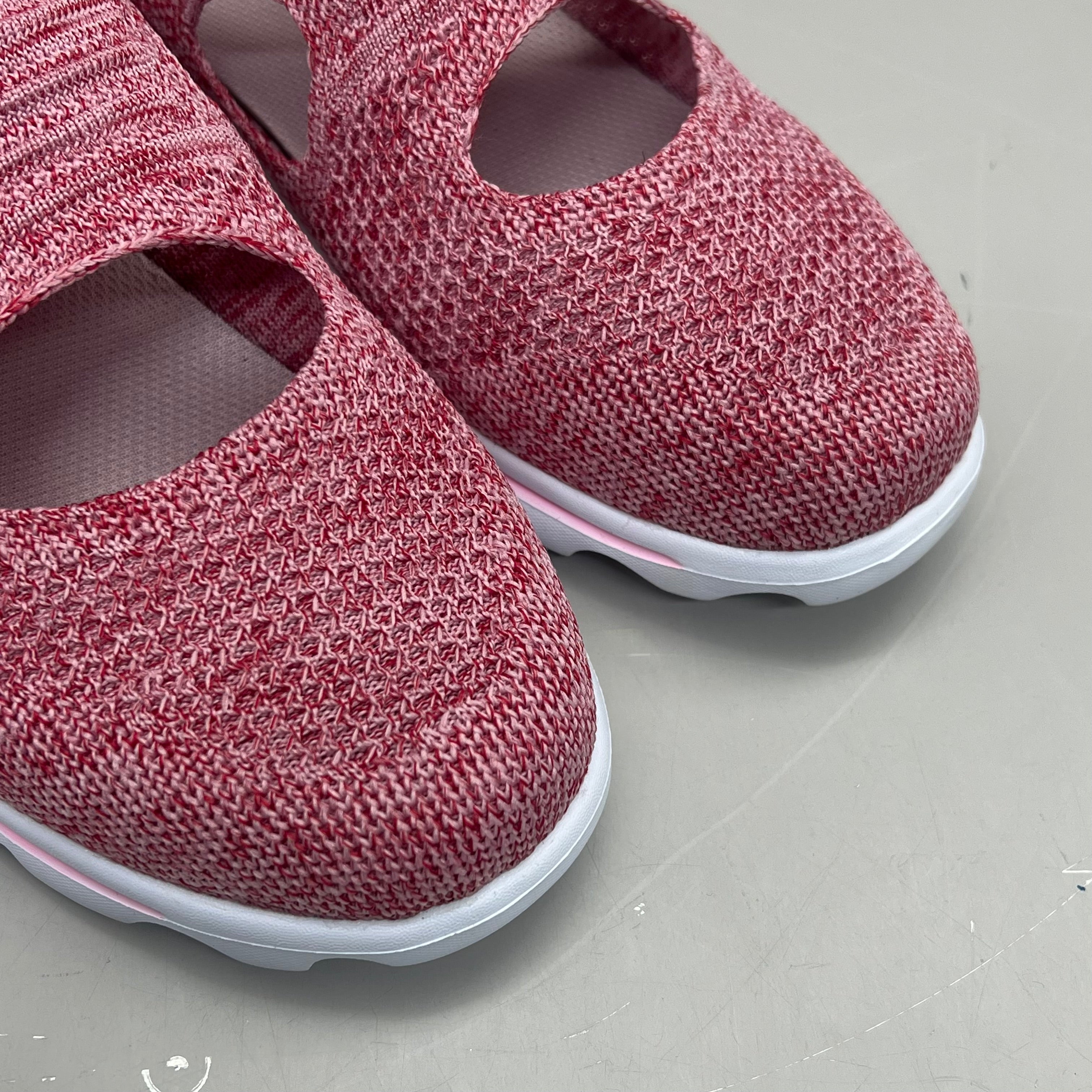 PROPET Travel Activ Avid Knit Shoe Women's Sz 8.5 X WIDE (2E) Pink/Red WAT064M