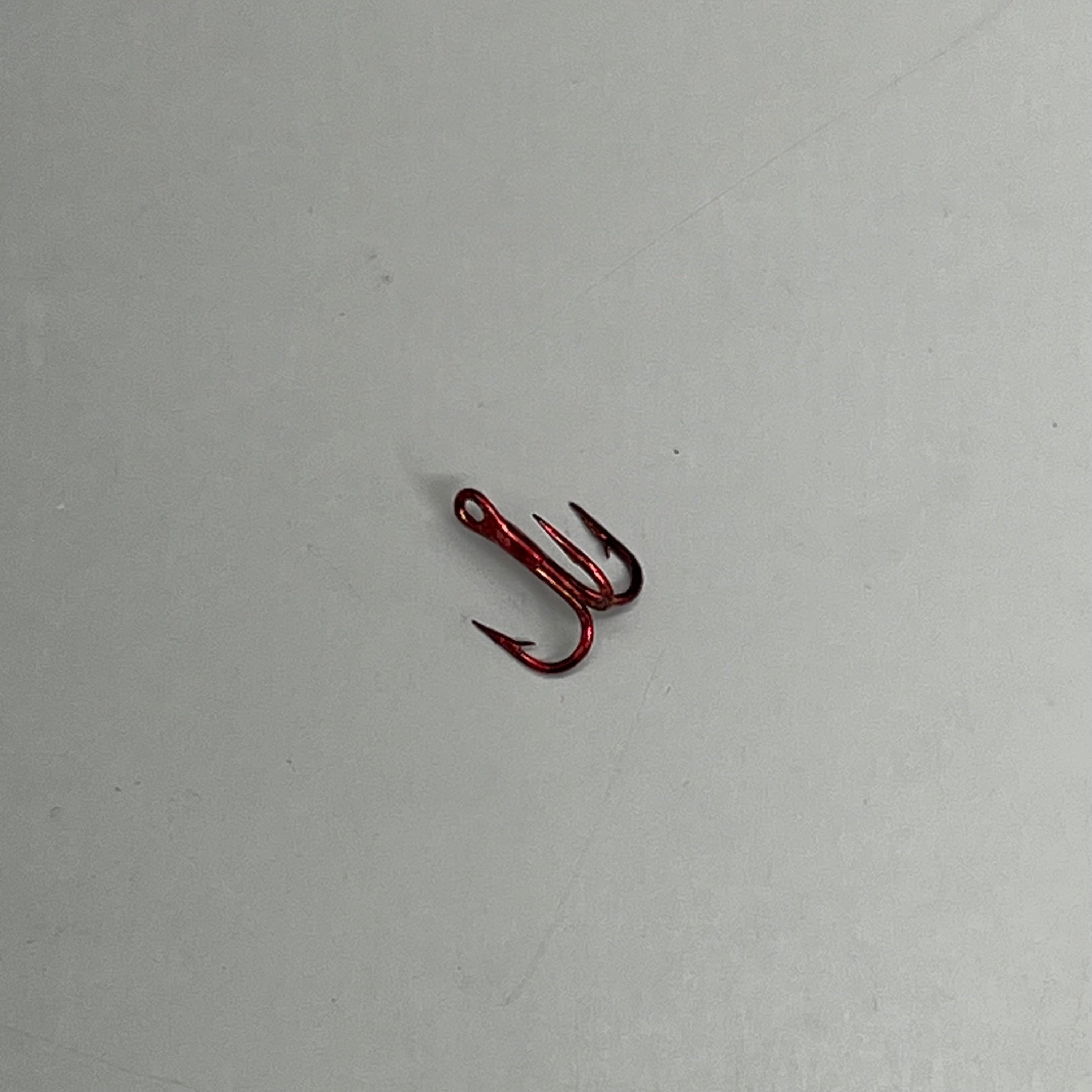 EAGLE CLAW (3 PACK) 3X Treble Regular Round Bend Hook Red #12 20pc L934RDT-12