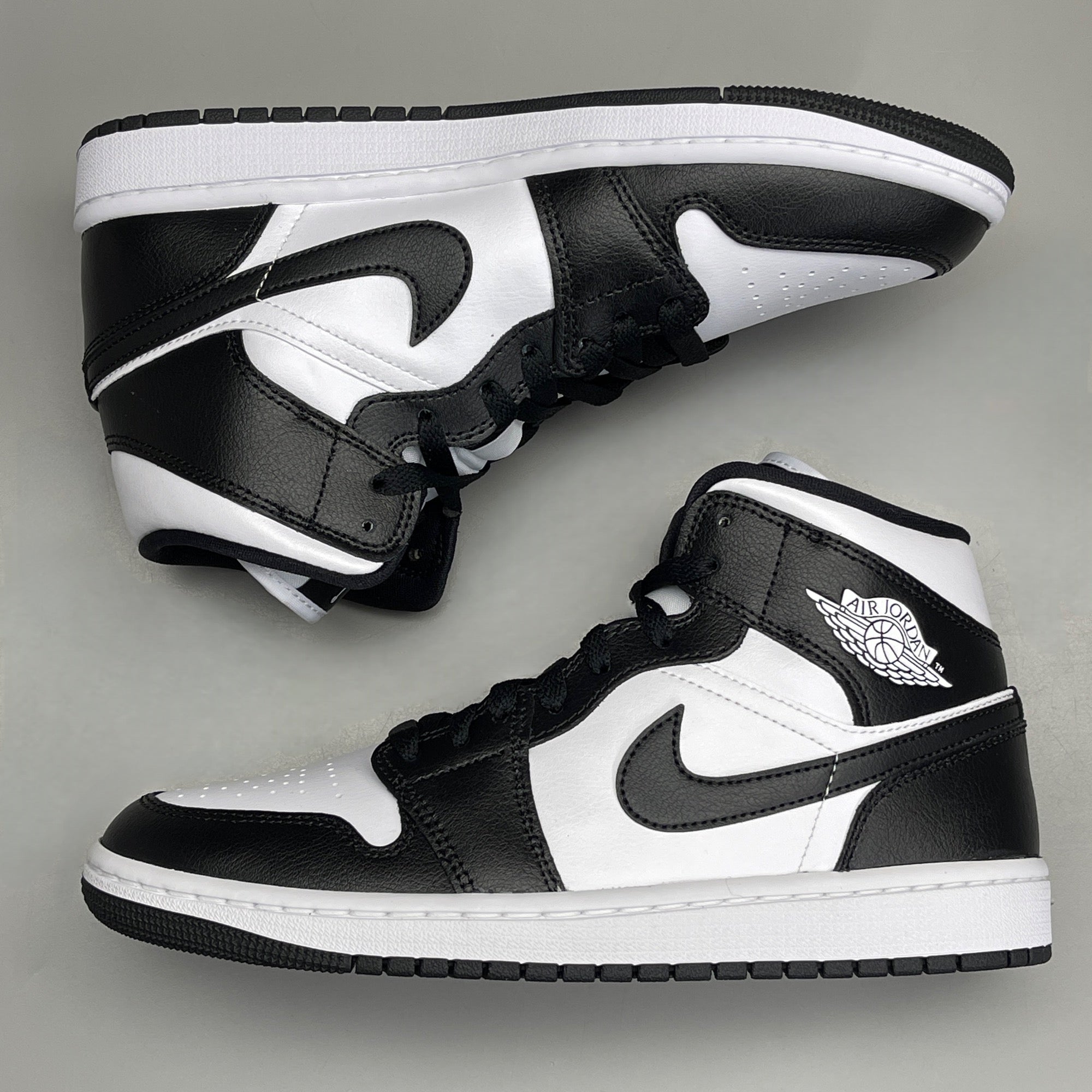 NIKE AIR JORDAN 1 Mid Panda Shoe Women's Sz 10 Black / White DV0991-101 (New)