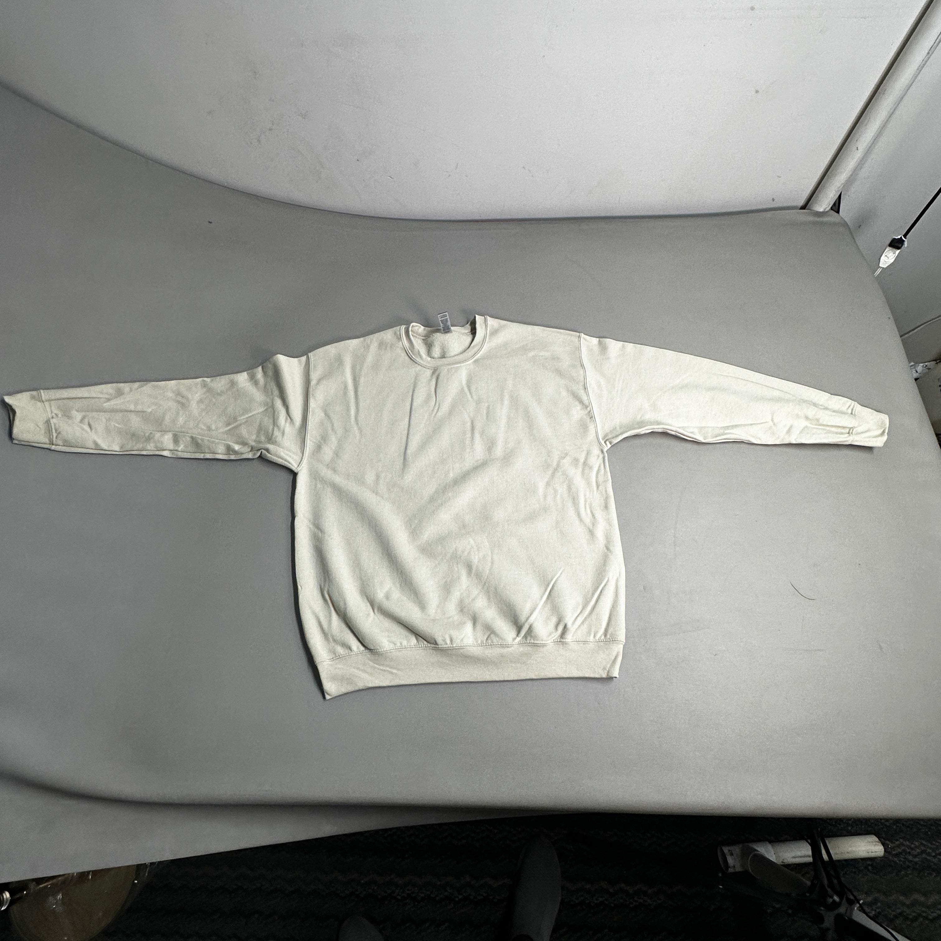 GILDAN Heavy Blend Crewneck Sweater Sweatshirt Sand SZ L G180