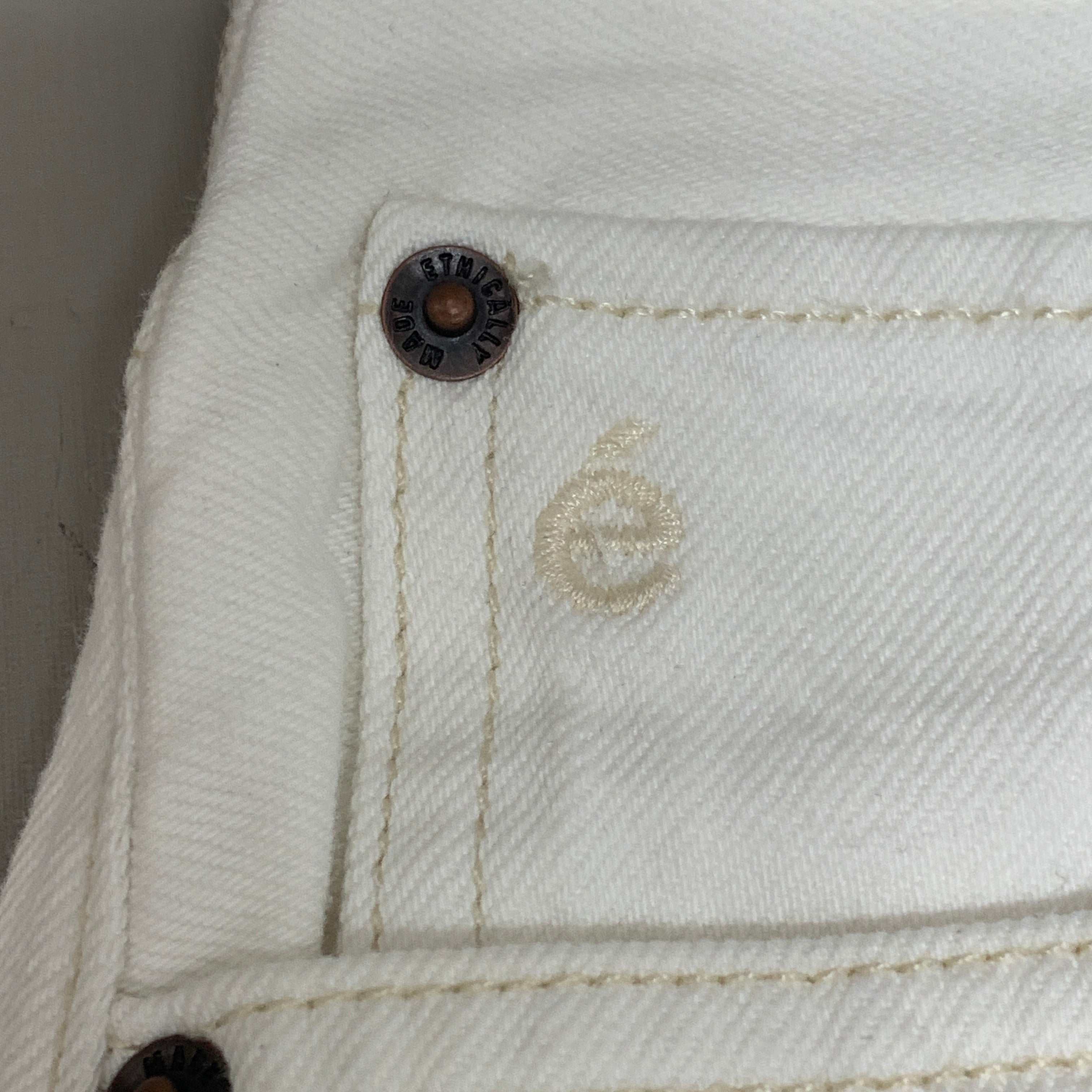 ETICA Tyler High Waist Straight Leg Ankle jeans Vintage White Size 25 EW180114A