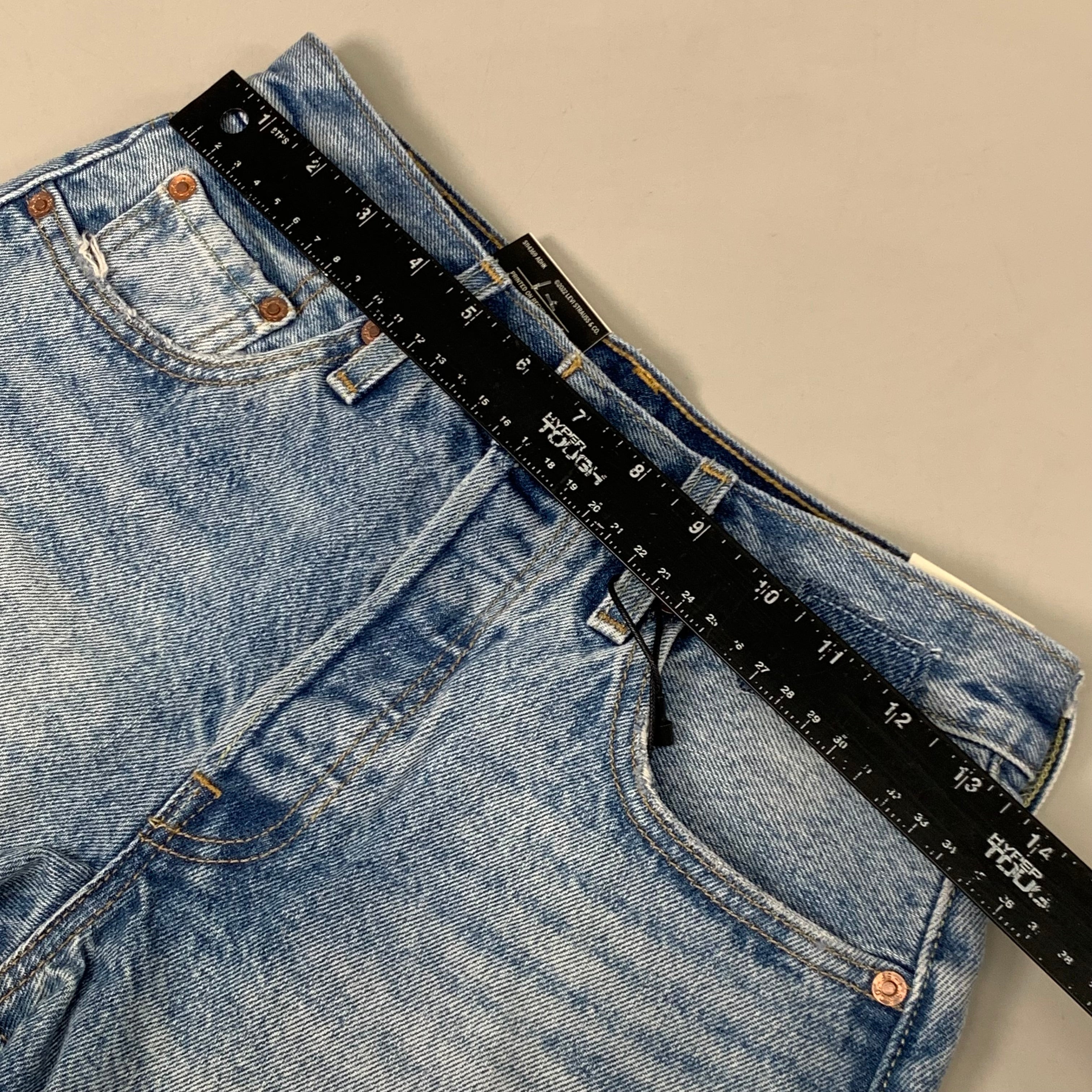 LEVIS 501 Original Fit High Rise Shorts Medium Wash Women's Sz 25 Mega Vibe Blue
