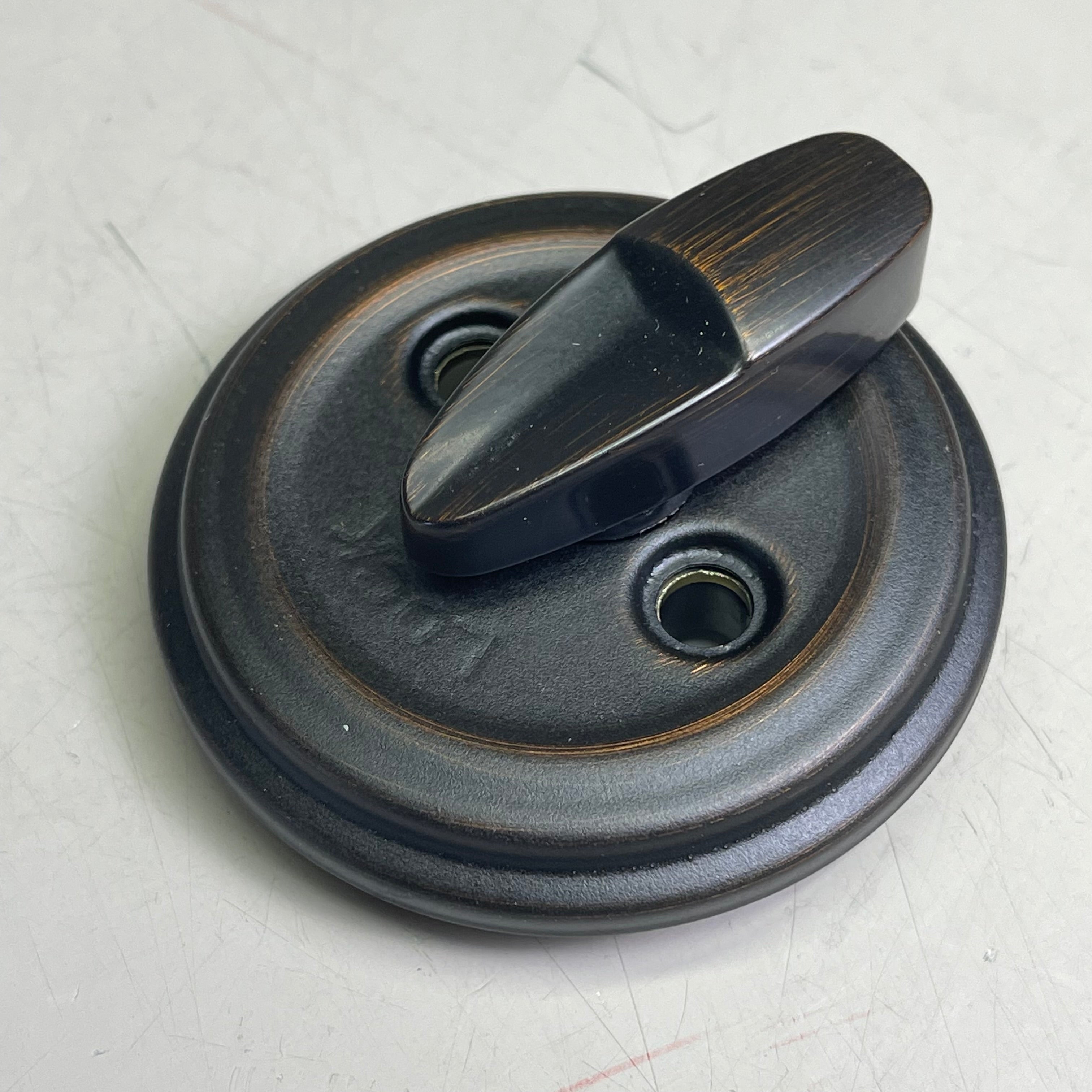 KWIKSET Dorian Interior Passage Lever Door Knob Set Venetian Bronze 99660-251