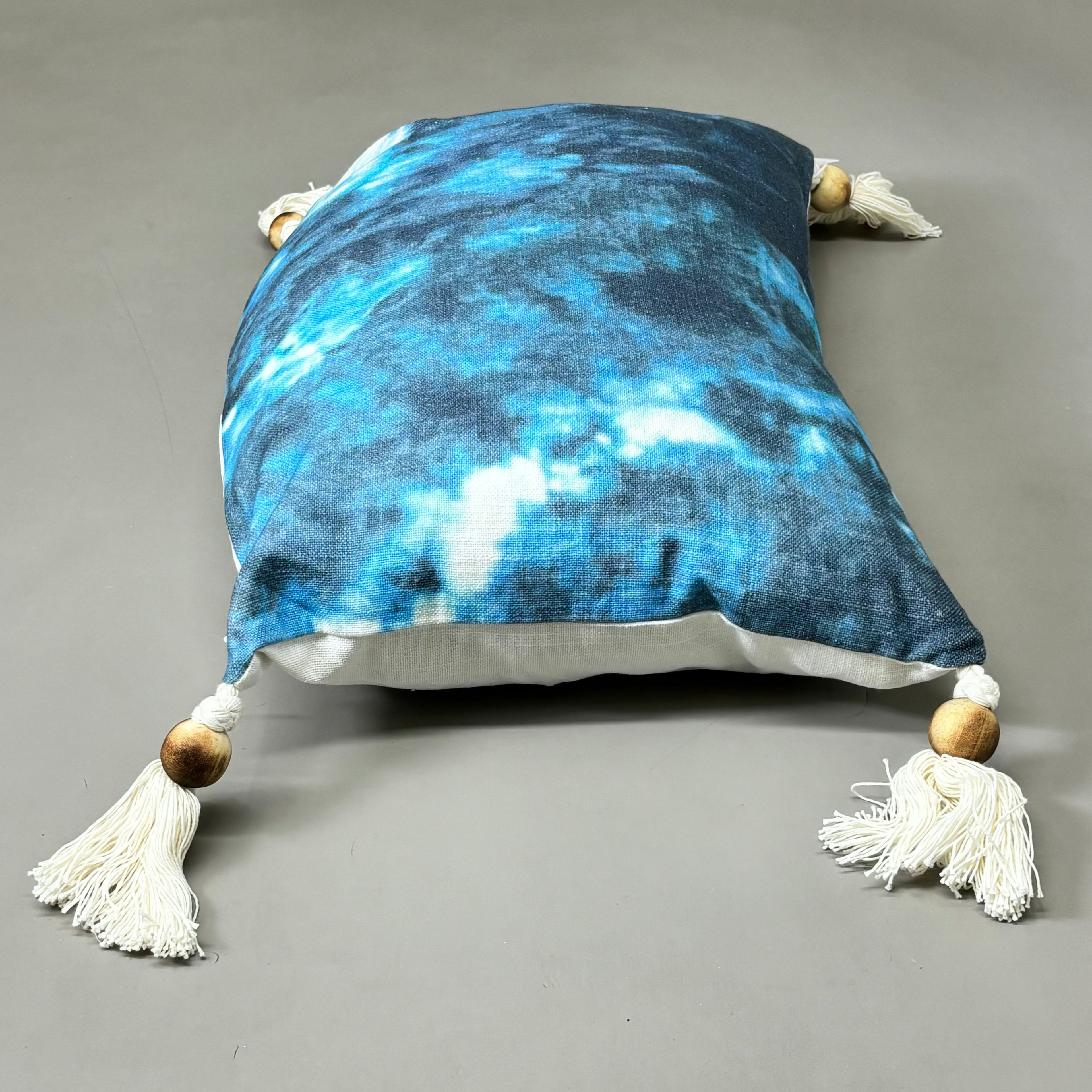 VILLA 14"x20" ST Prana Decorative Throw Pillow in Blue Multi