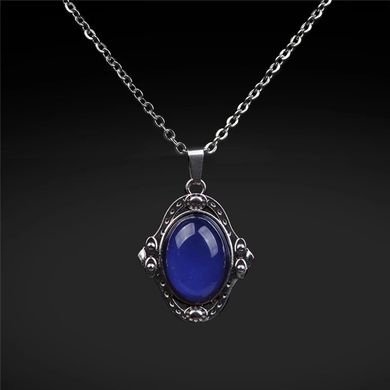 Mood Color Change Necklace | Retro Palace Elliptic Pendant with Stainless Steel Chain