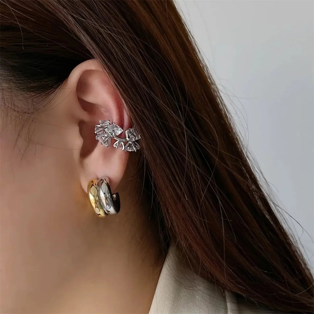 CARLIDANA Connected Double Ring CC Shape Gold Earrings | Stainless Steel PVD Gold Plated Stud Earrings