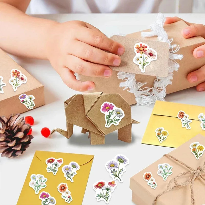 500PCS Daisy Stickers Roll | Cute Flower Decals for Water Bottles and Scrapbooking
