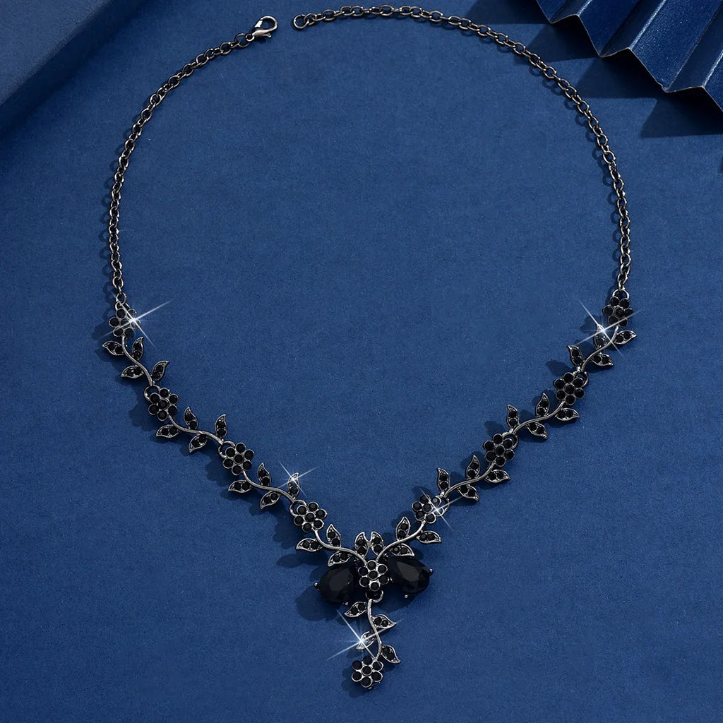 Water Drop Leaf Necklace | Women's Fashion Jewelry for Date and Party