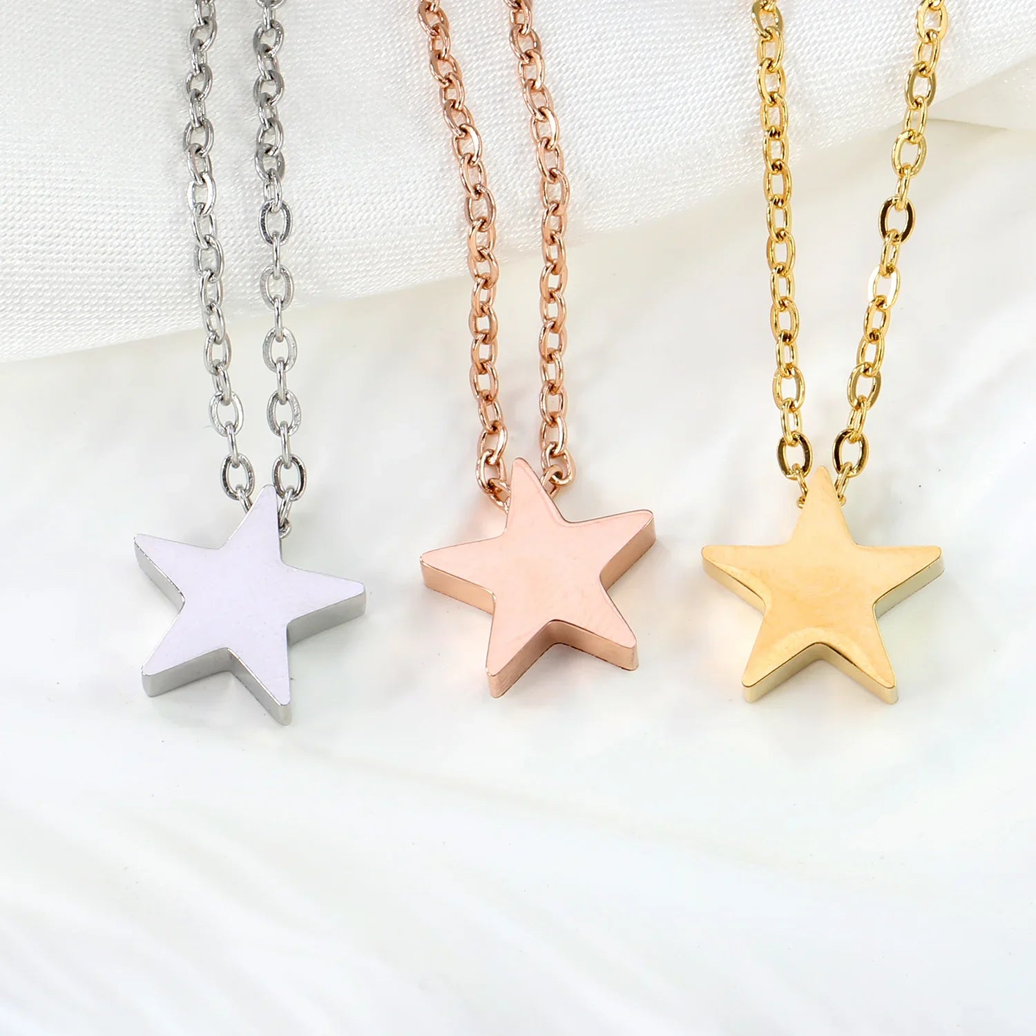 Star Pendant Necklace | Classic Tiny Star Choker for Women and Girls