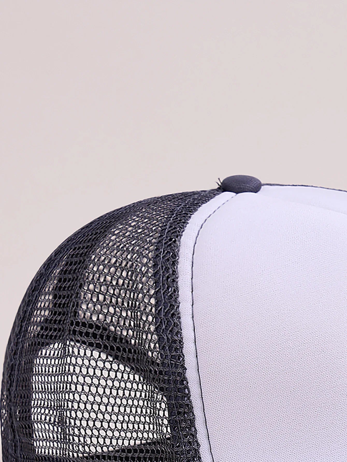 1pc Gray Hat With 26-Letter Pattern | Kids Baseball Cap for Boys and Girls