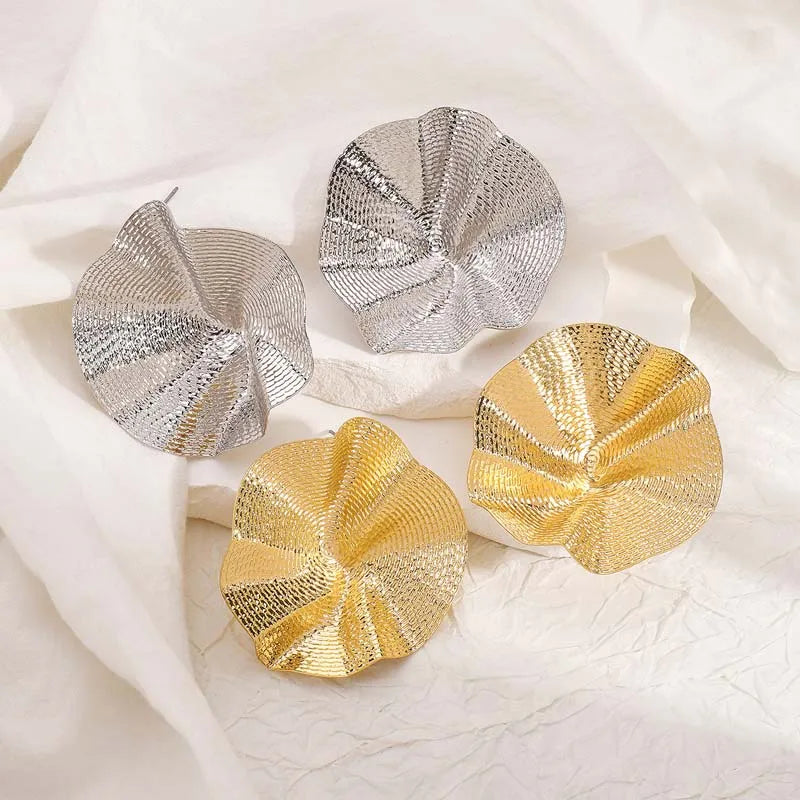 Vintage Circle Stud Earrings | Gold Geometric Statement Jewelry