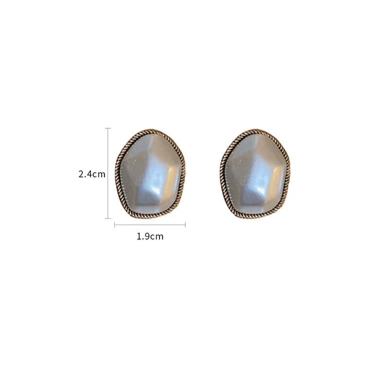 Gold Tone Irregular Pearl Stud Earrings | Retro Fashion Jewelry for Women