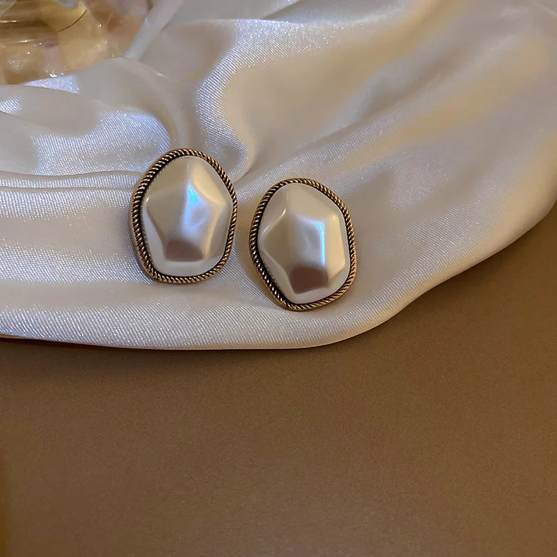 Gold Tone Irregular Pearl Stud Earrings | Retro Fashion Jewelry for Women