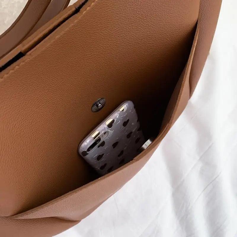 Dazzling women's Bag With Large Capacity, High Quality Shoulder Bags PU Leather Shoulder Bags For Ladies Gifts