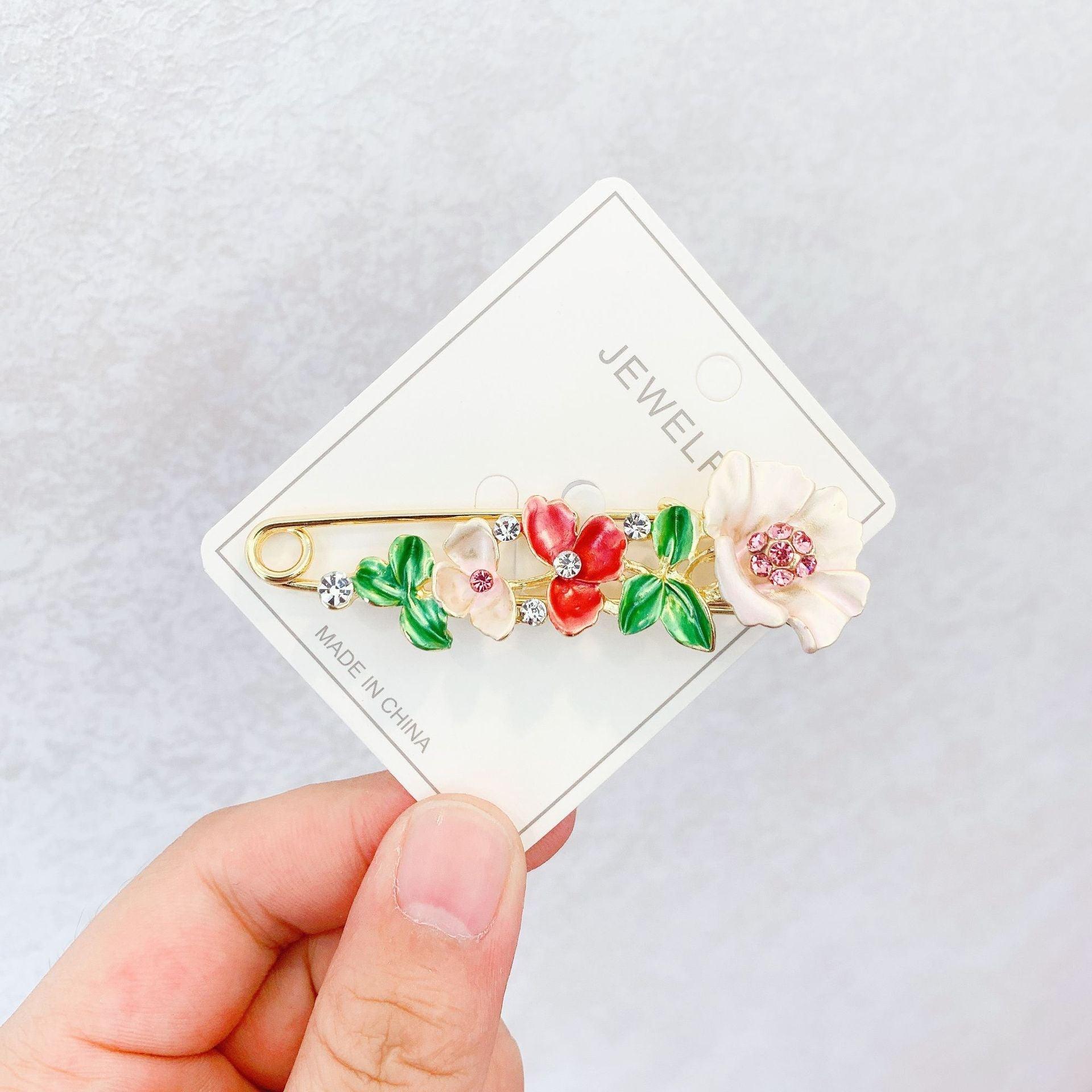 High-end Safety Pins For Women Flower Pin Crystal Rhinestones Safety Pins Woman Jewelry Accessories Hijab Scarf Clip Buckles