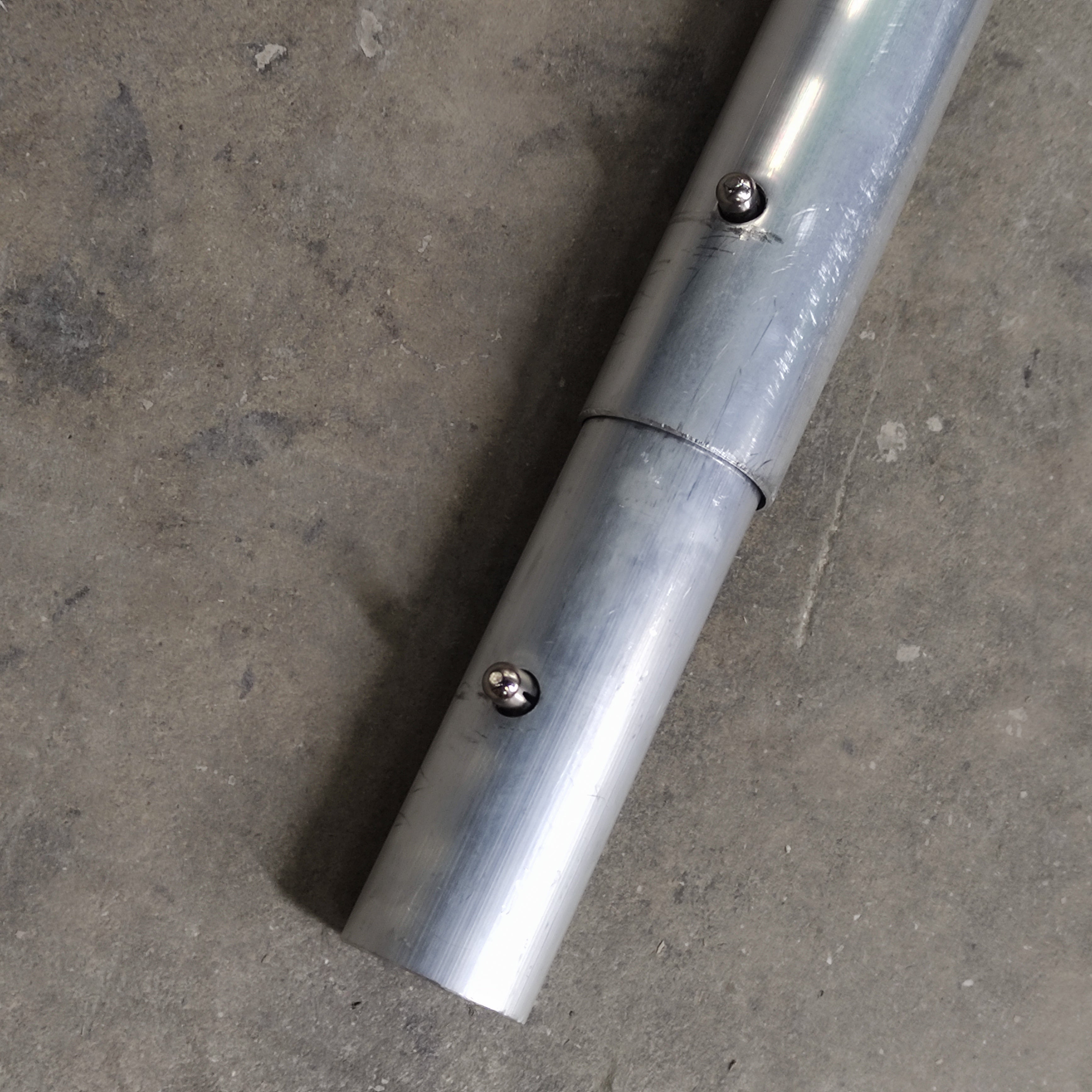 KRAFT TOOL 6' Aluminum Button Handle with Insert - 1-3/4" Diameter CC289