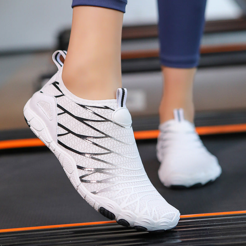 Stream tracing shoes beach swimming water wading quick drying five finger shoes snorkeling fishing men's and women's shoes
